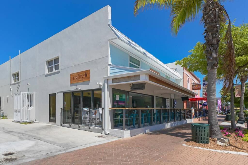 Siesta Key Village-Suite #3: A Block To The Beach! Sarasota Luaran gambar