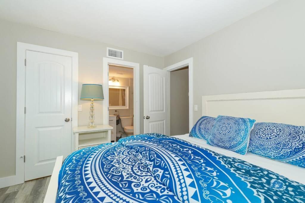Siesta Key Village-Suite #3: A Block To The Beach! Sarasota Luaran gambar